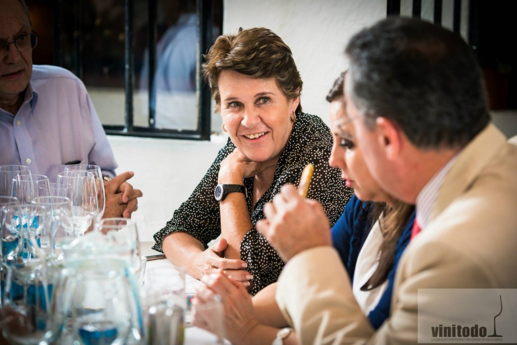 1233208_619588834758992_1955296829_o