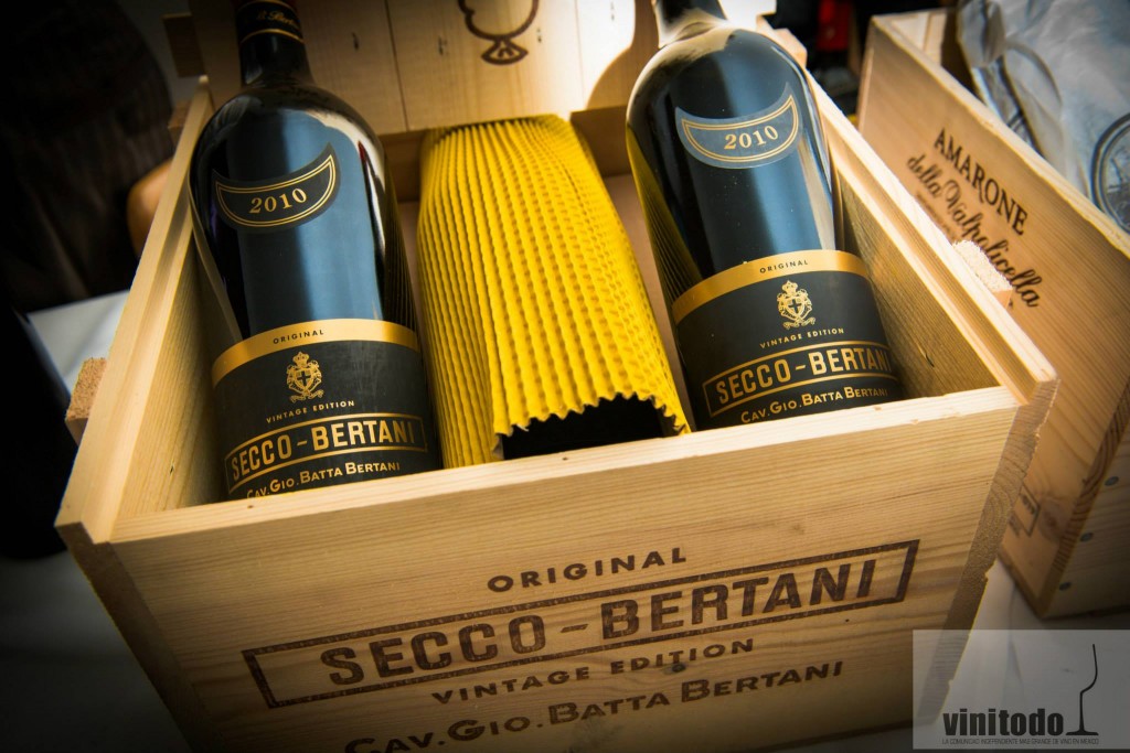 622615_619588334759042_324514877_o